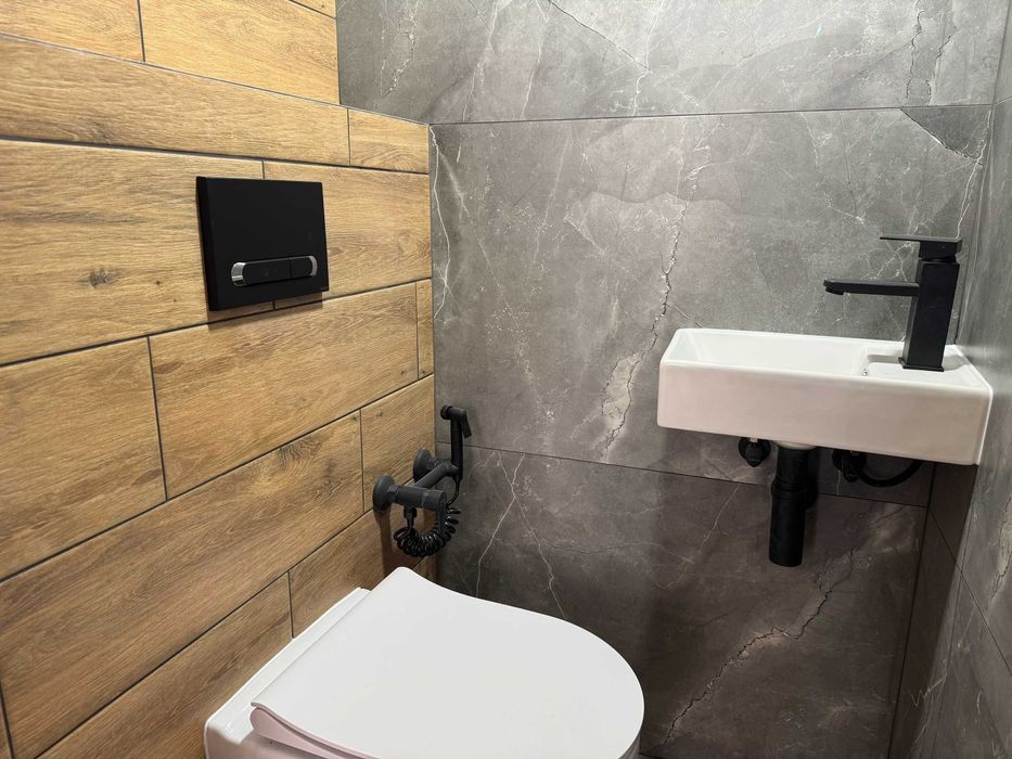 Частный плиточник. Укладка плитки. Ремонт ванной