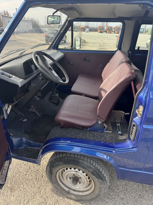 Volkswagen transporter 9 locuri restaurat