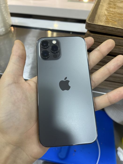 Iphone 12 pro 256gb 81%