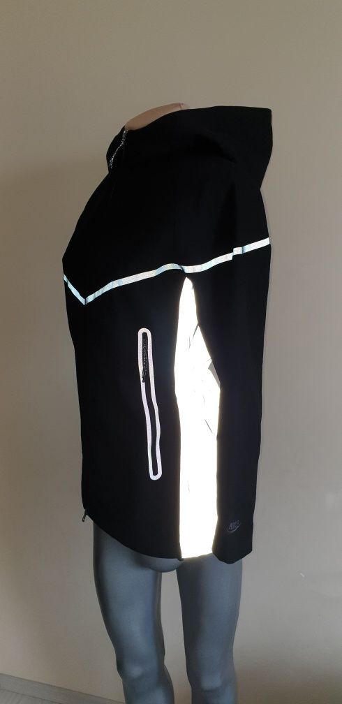 Nike Tech Wool WindRunner Reflective Womens Size S ОРИГИНАЛ! Спортно я