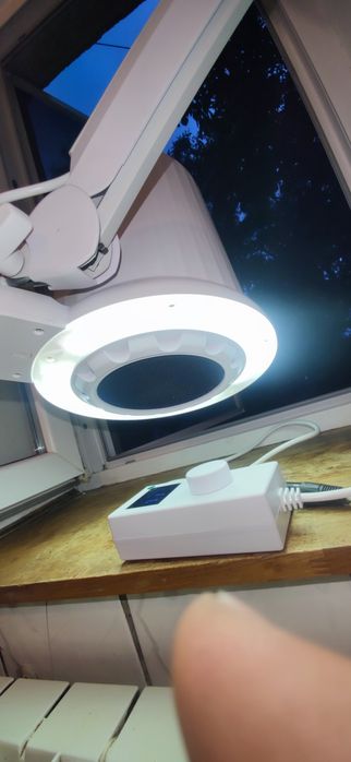 Aspirator profesioal unghii