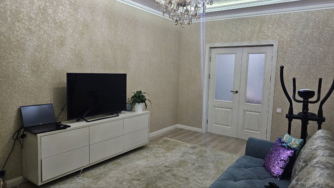 Юнусабад-14 3/3/5 78м² евроремонт, обстановка