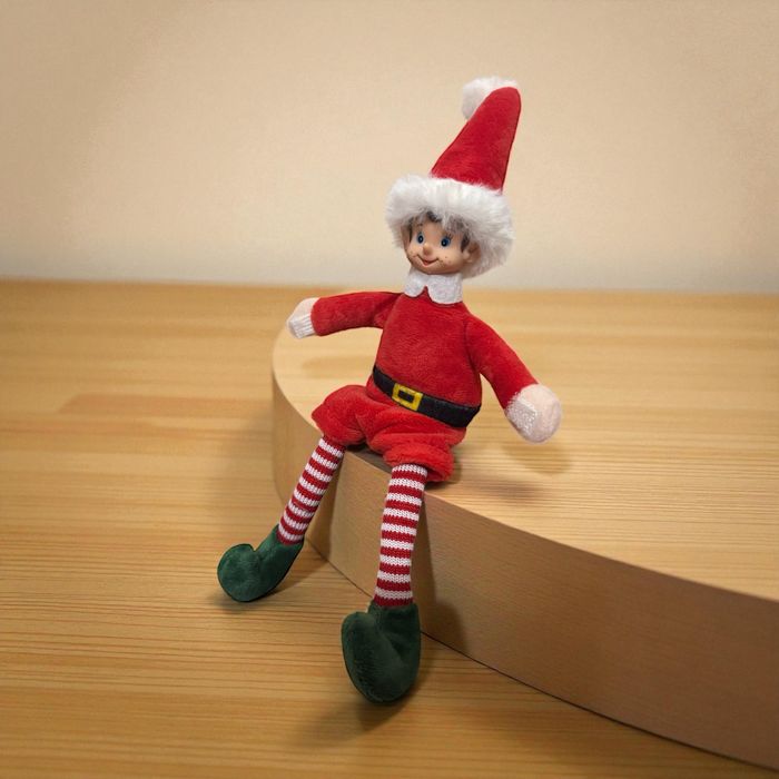 Коледна играчка елф (подходяща за elf on the shelf тренд)