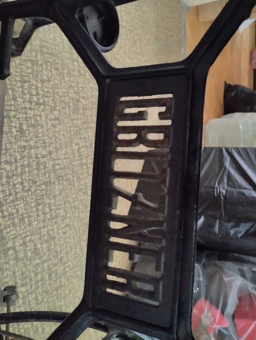 колекционерска ръчна немска шевна машина  Gritzner