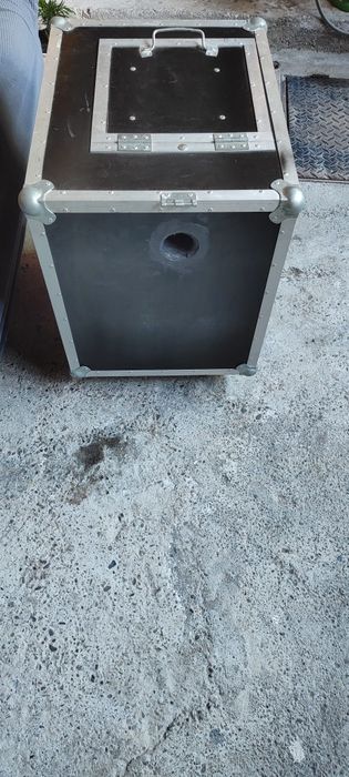 Vând mașina fum greu 50-60L