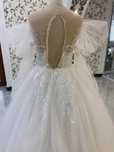 Vand rochie mireasa
