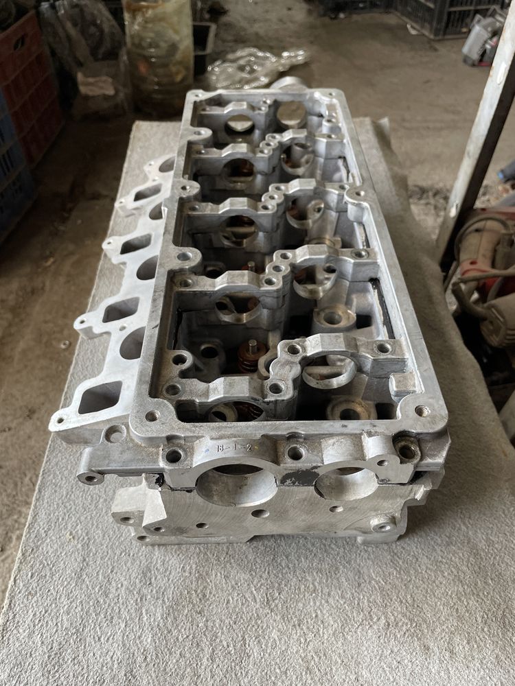 ГЛАВА VW ,Audi,2.0TDI 03L103373J