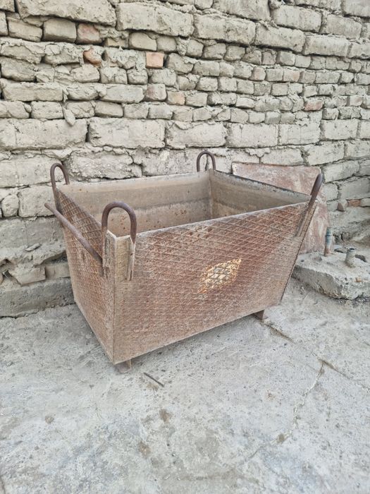 Сотилади Боёк Ёмкость