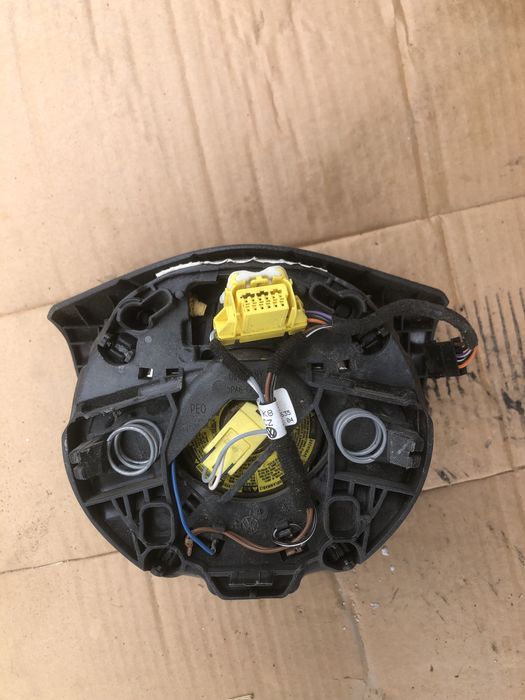Volan Cu Comenzi Si Airbag Passat B6 B7 CC