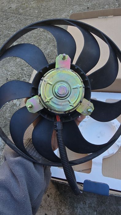 Вентилатор, охлаждане на двигателя TOPRAN 107 706 за Audi a3 1.8 16v