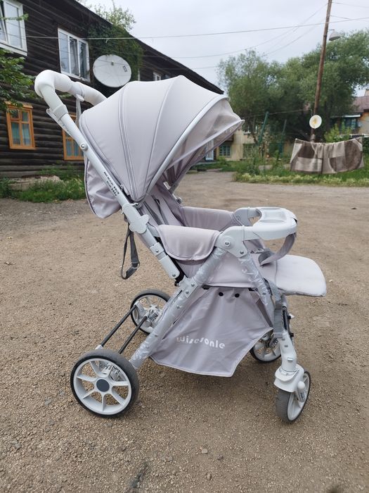 Продам новую колляску прогулочную