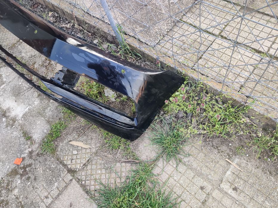 Предна Броня  за Volkswagen Passat B8 с отвори за лаисна 2015/2019