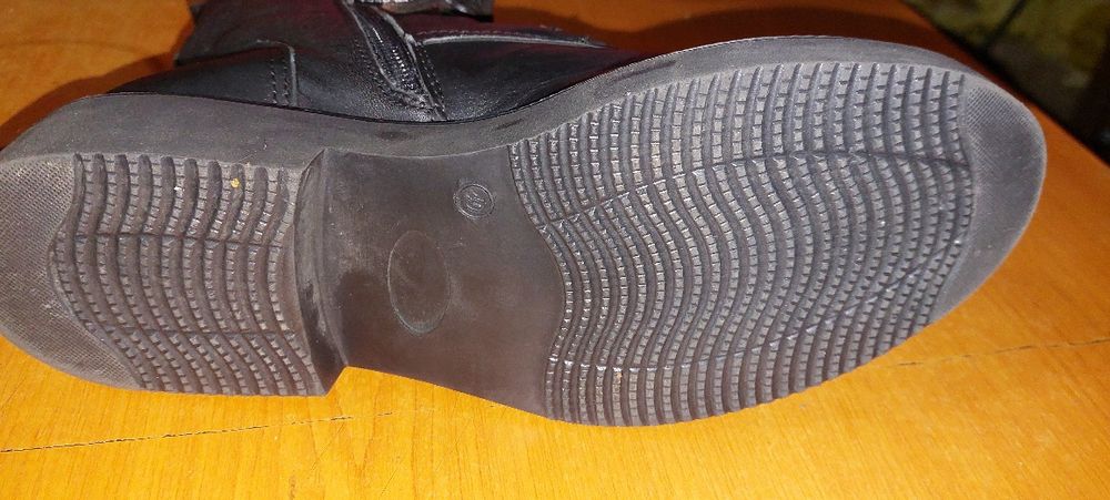 Ghete înblănite din piele 100% naturală