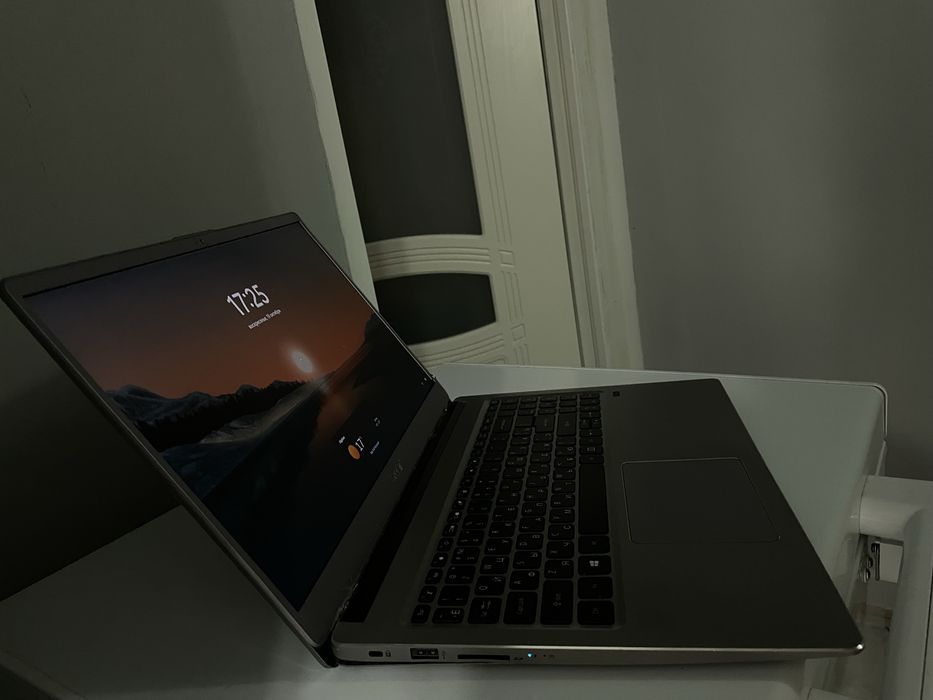 Продам ноутбук Б/У Acer Swift — Core i5