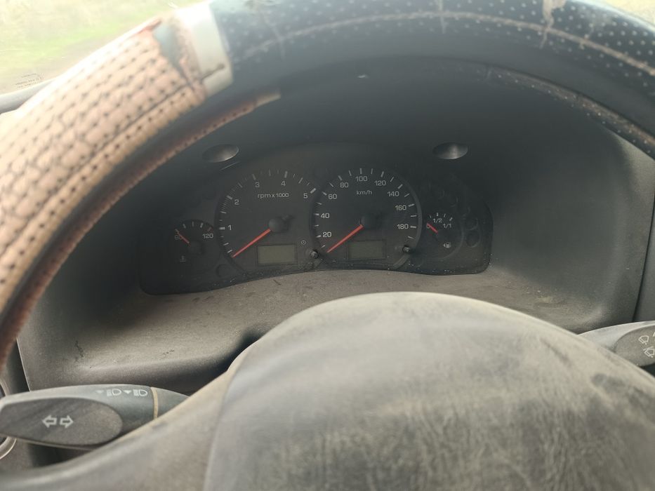 Форд транзит на части 2.4 90 коня 03 год