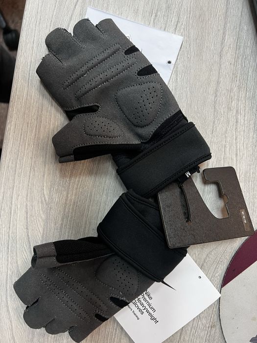 Manunsi sala Nike marimea M