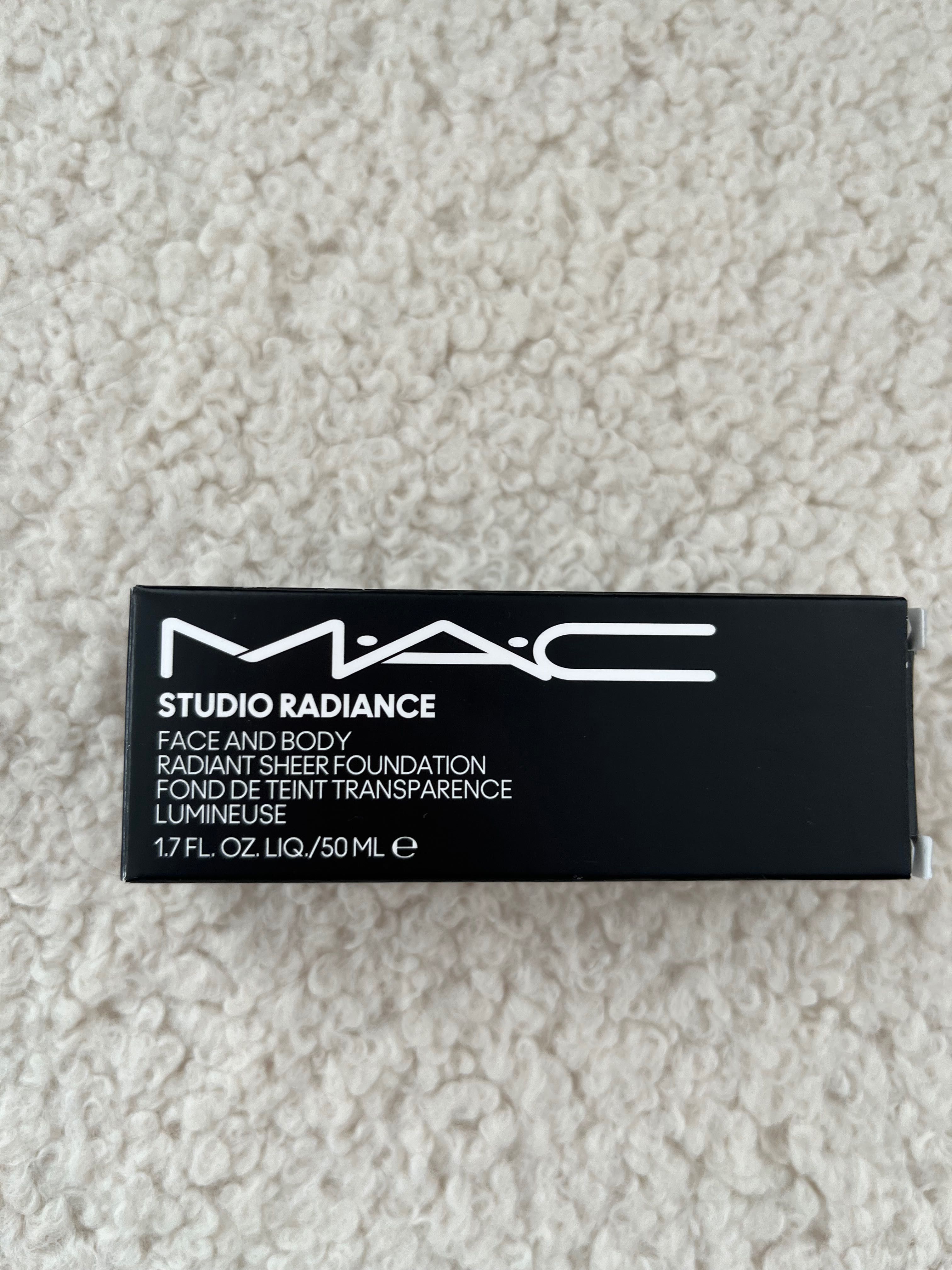 Mac Cosmetics фон дьо тен