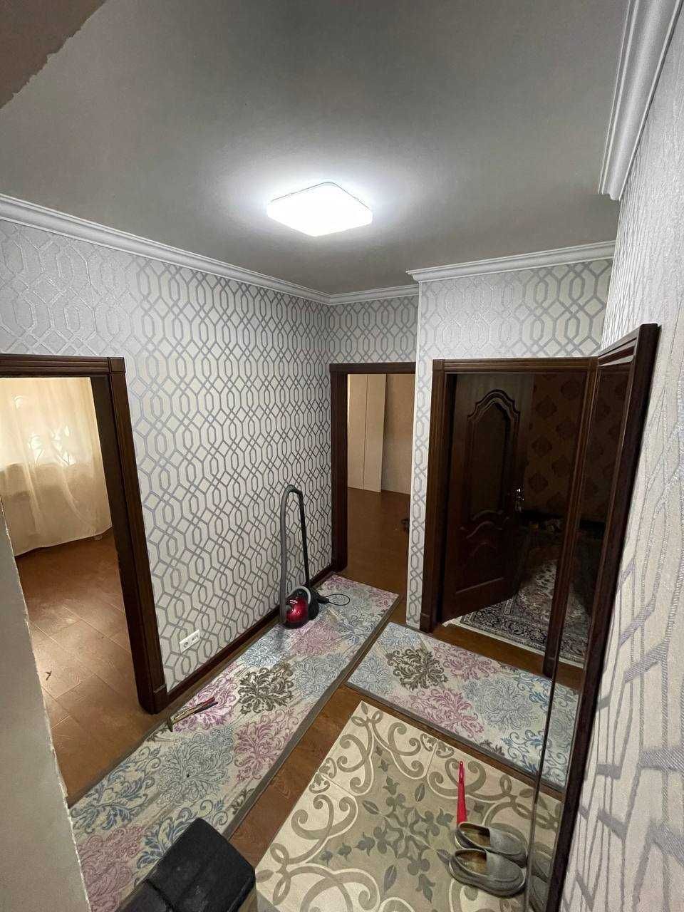 Продаётся квартира под офис на М.ГОРЬКОГО. Ориентир гостиница «Саёхат»