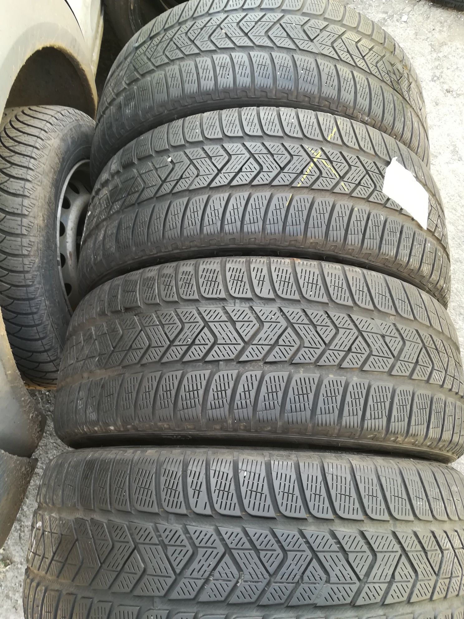 Pirelli Scorpion 2бр.245/45/20 дот3819