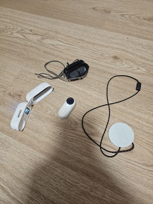 Insta360 go2 bodycam