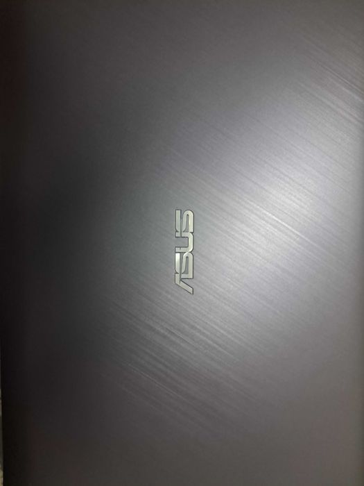 Noutbuk sotiladi Kompyuter sotiladi