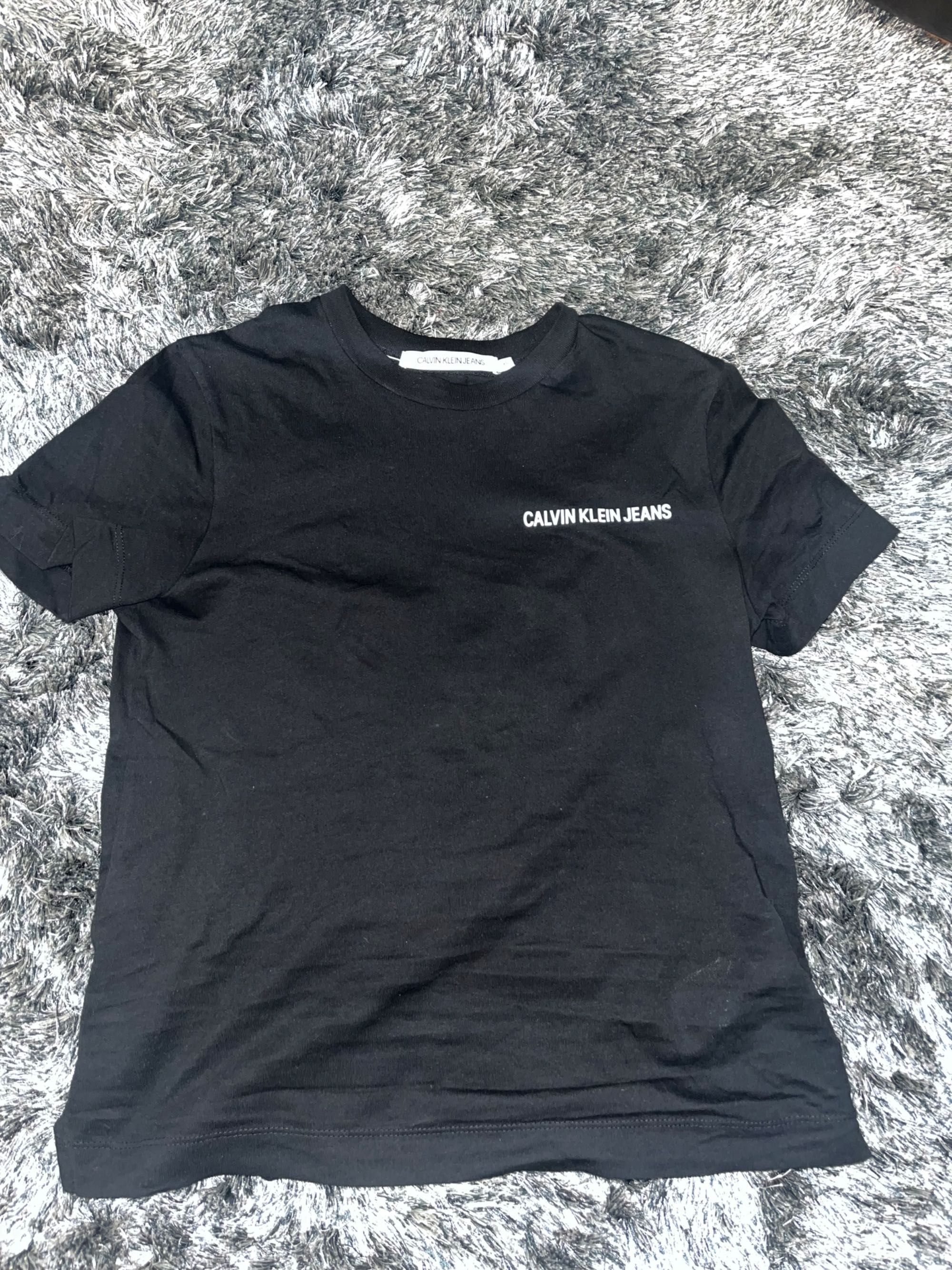 Блуза на Calvin Klein