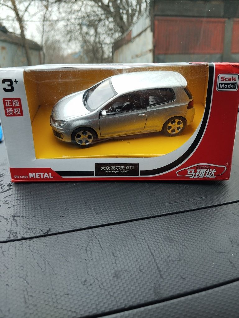 Метални VOLKSWAGEN Golf 6