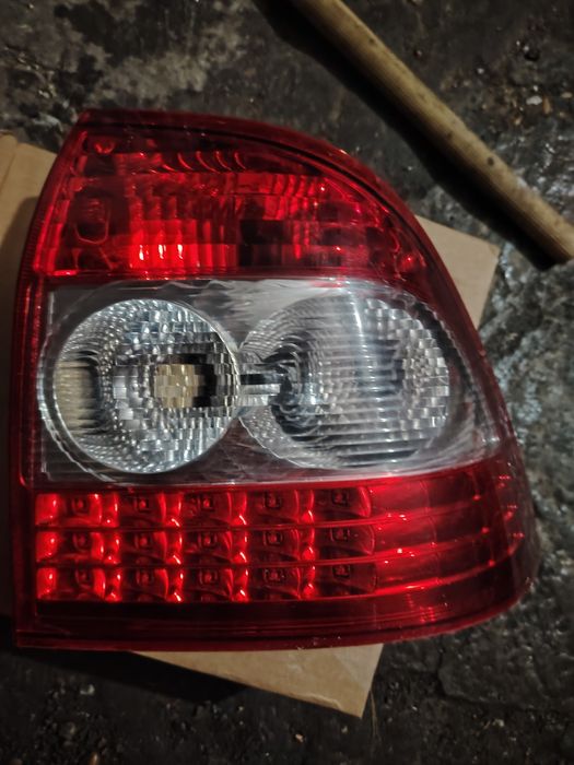 Задняя брок фара