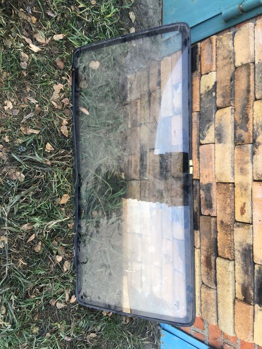 Стекло на боковую дверь Т4 vw