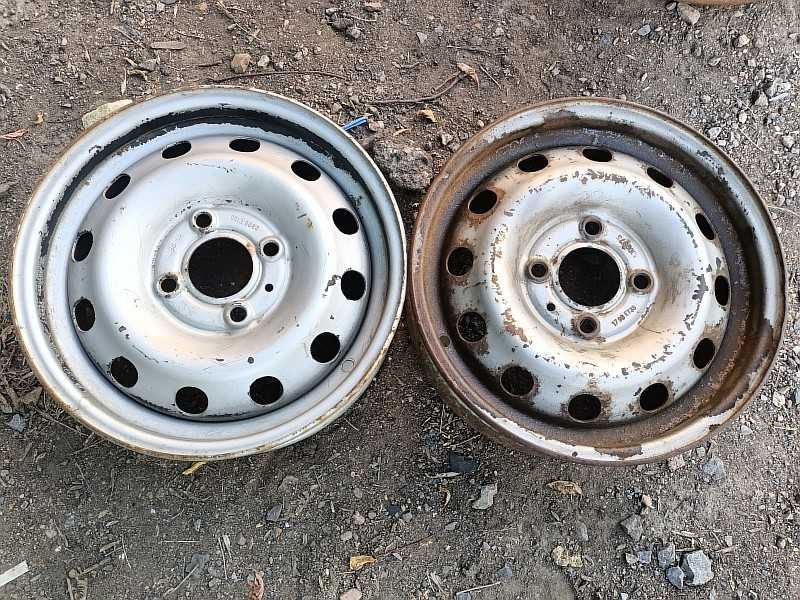 Продам оригинальные металлические диски на Renault