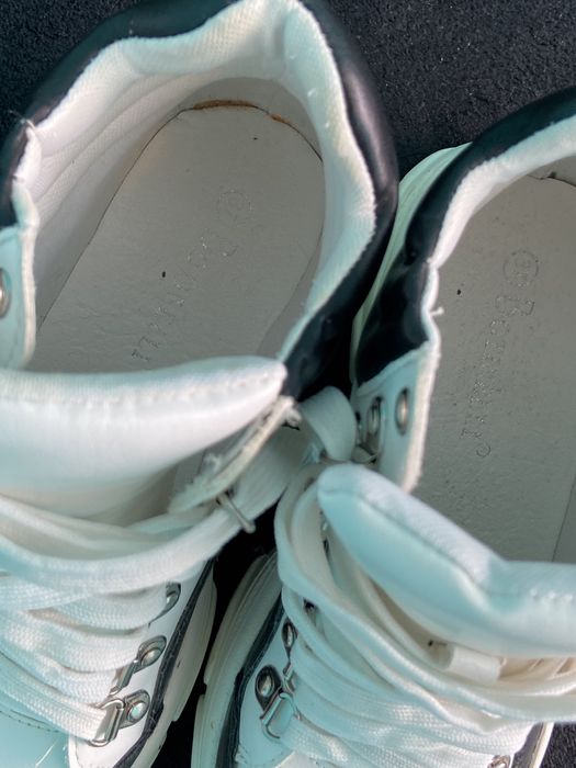 vand adidasi cu platformă