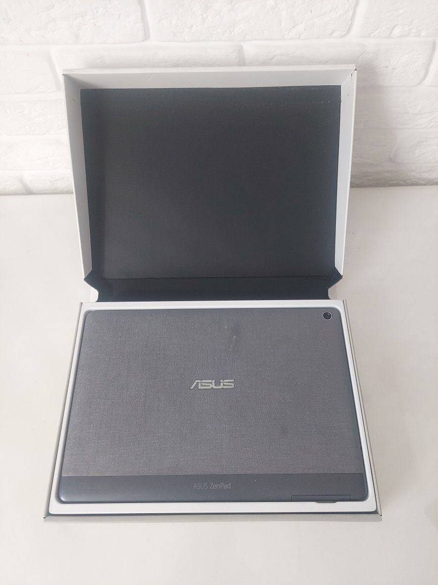Планшет Asus ZenPad 10