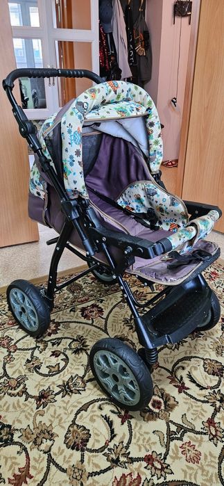 Продам детскую коляку в хорошем состоянии.