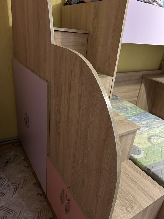 Двуетажно детско легло