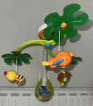 Carusel muzical interactiv cu lampa de veghe Hola Toys
