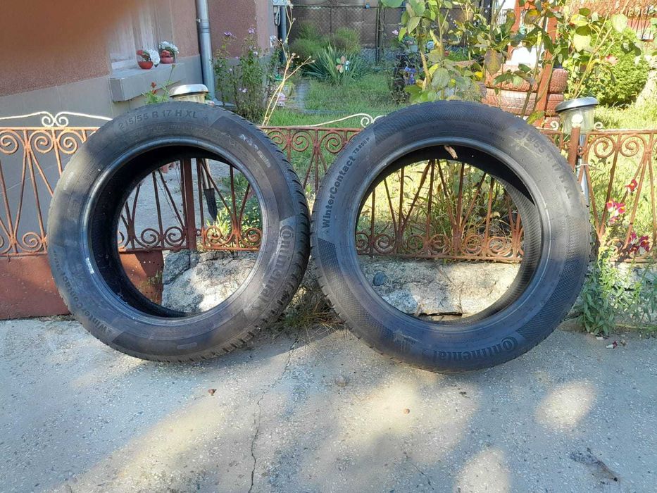 Vand 2 anvelope iarna continental 215 55r17