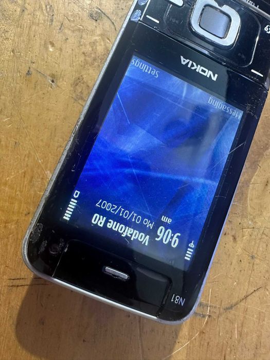 telefon Nokia n81