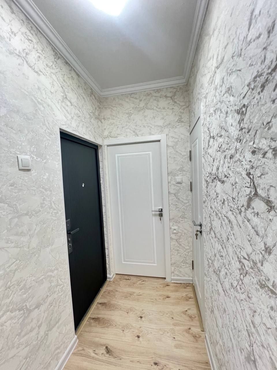 Продам 2 ком Юнусабад 15 квартал