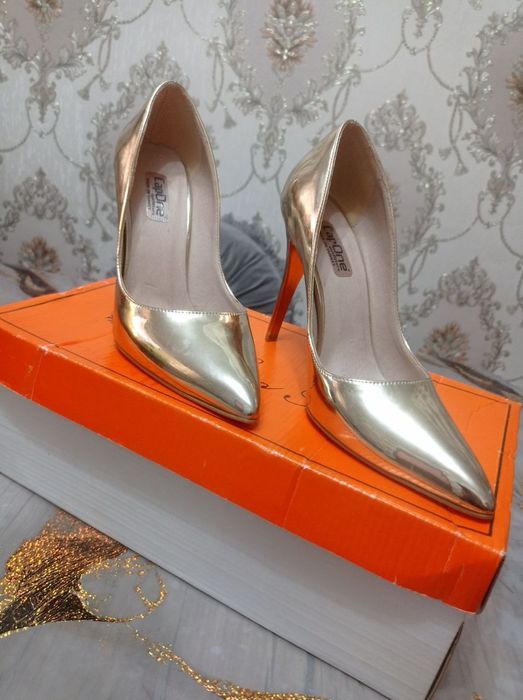 Yangi Turetskiy tufli sotiladi