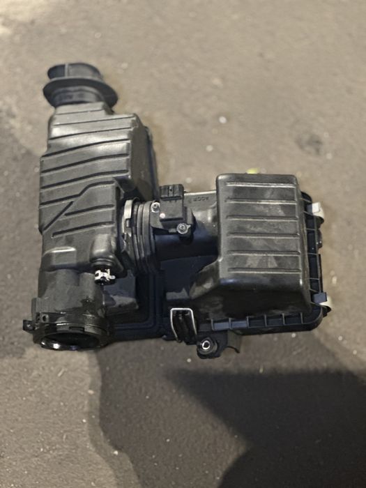 Филтърна кутия с дебитомер Honda Jazz 1.3 Hybrid 2011г-2015г