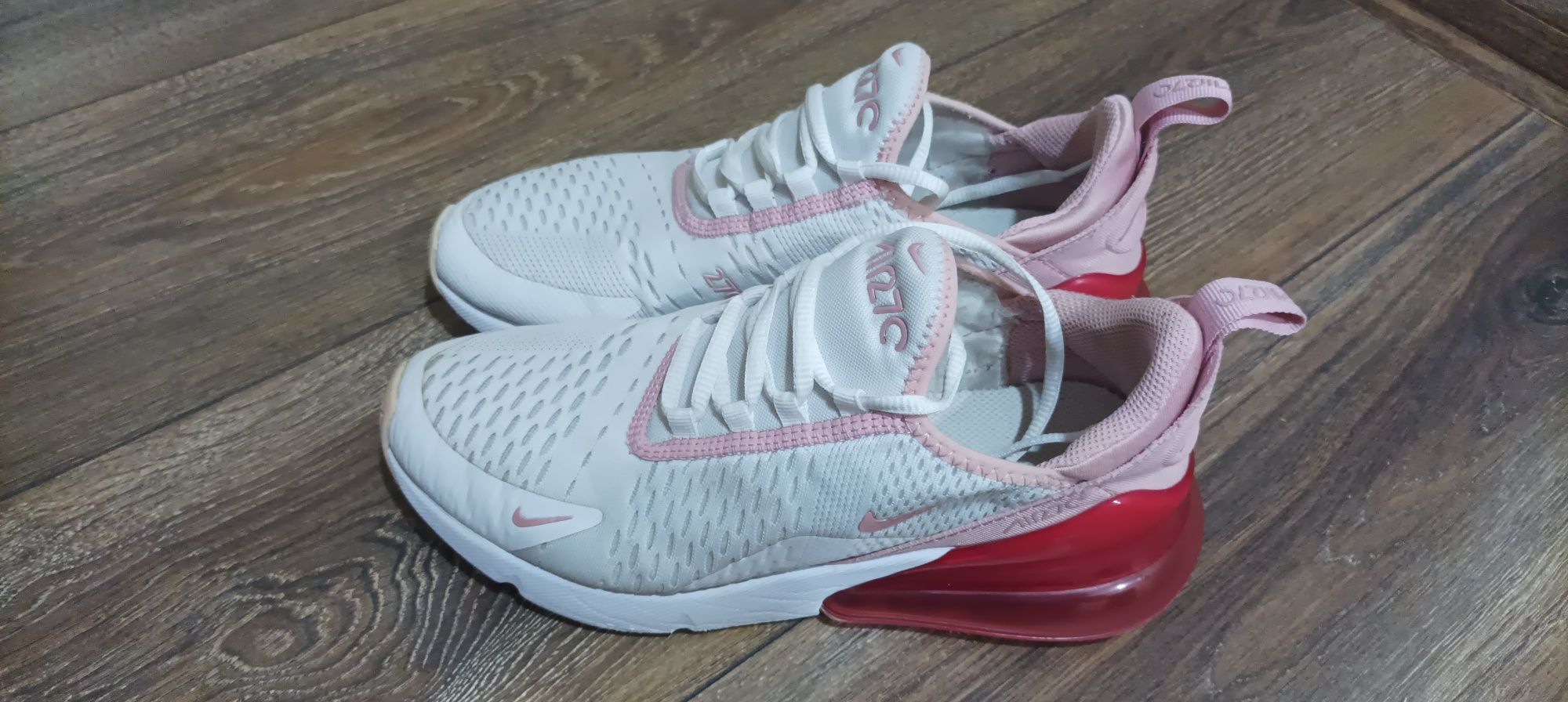 Маратонки Nike air max 270