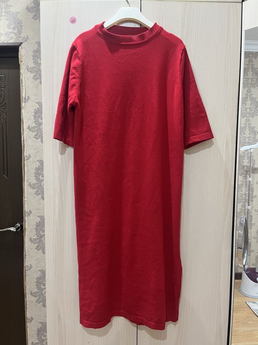 Красное платье классическое