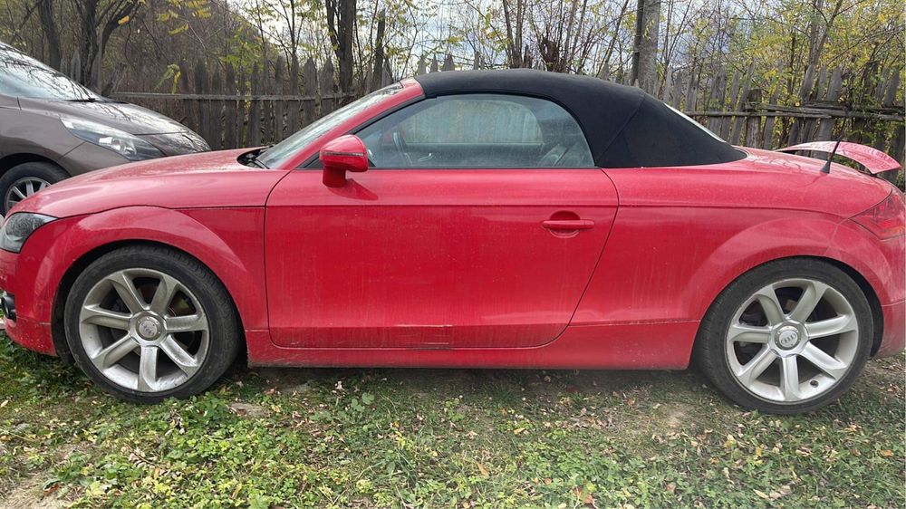 Eleron usa aripa faruri bara spate geam oglinda usi audi TT 8j cabrio