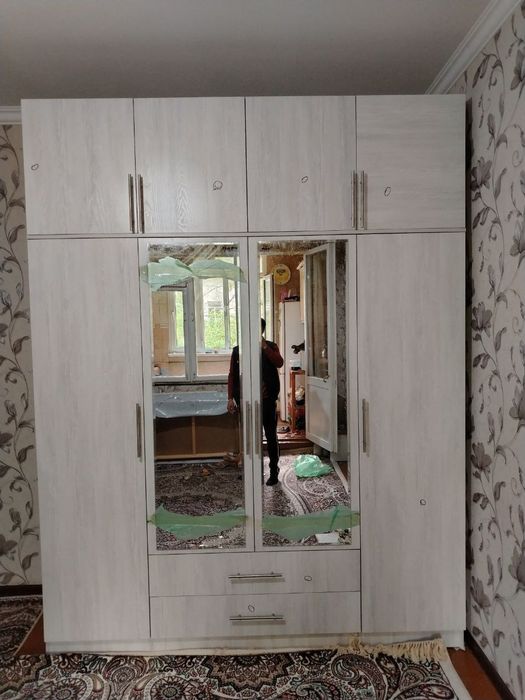 Shkaf sotiladi optom narxlarda sexdi uzidan