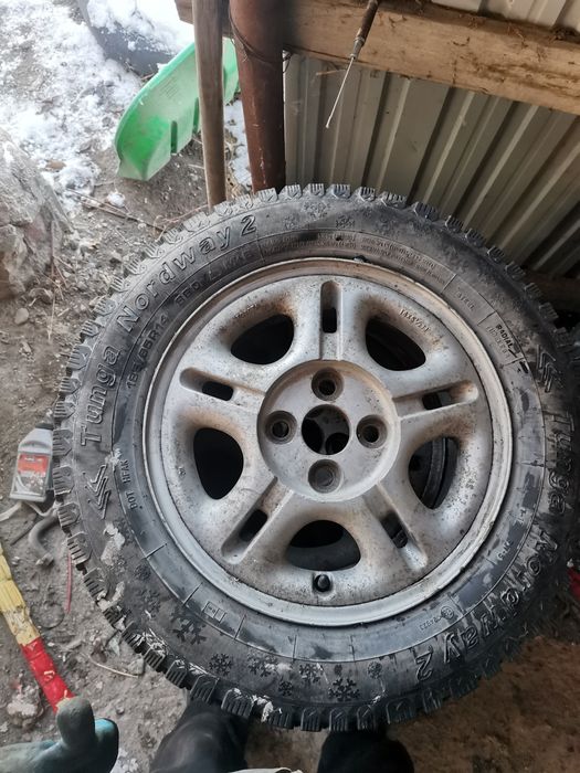 Диски р14 4*100 с зимней резиной