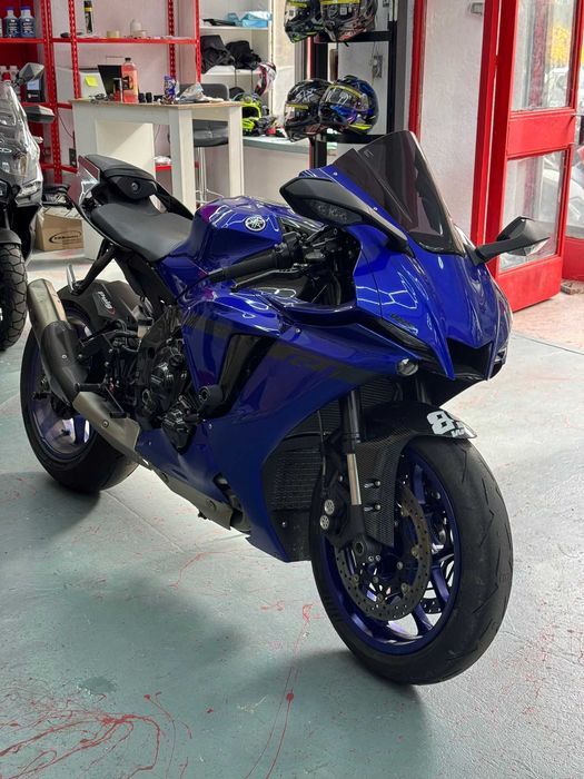 Yamaha YZF R1 2021