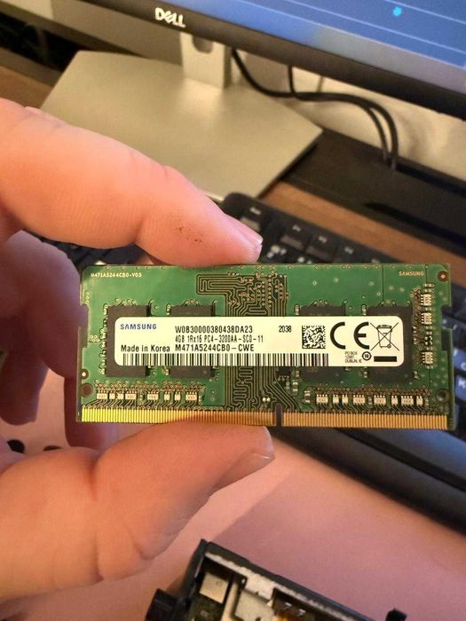 Samsung 4GB DDR4 SODIMM RAM Module 3200MHz 260-Pin SDRAM Laptop Memory