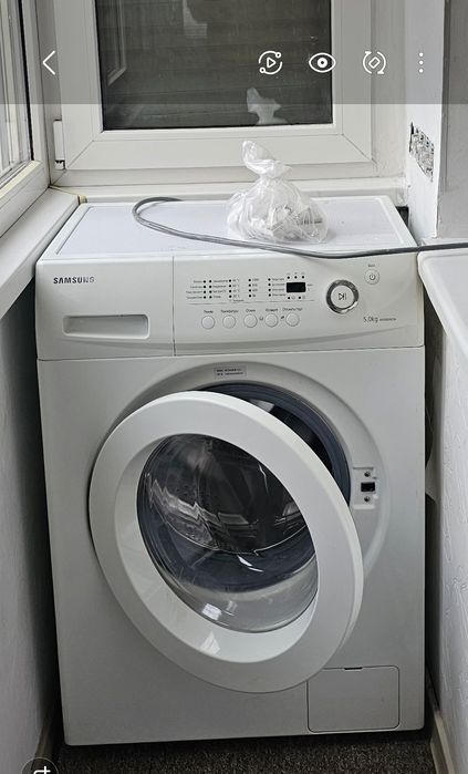 Продам стиральную машину