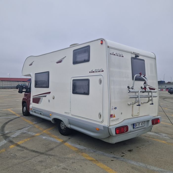 Autorulota NobelART A800, august 2008, 6 locuri in centura, 7 dormit!