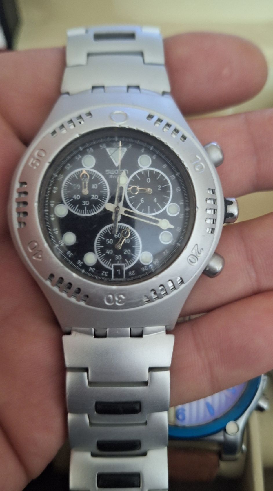 Часовник SWATCH Swiss Made